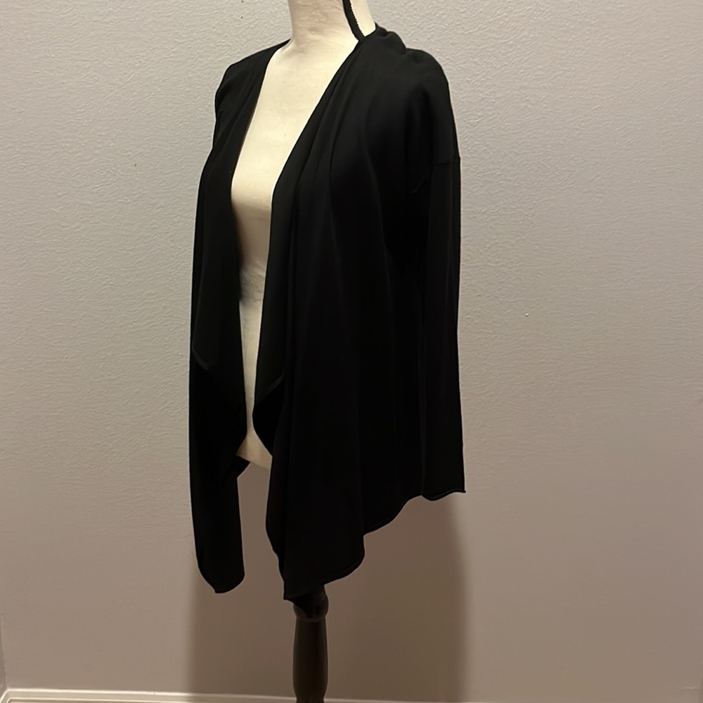 H&M Black basic cardigan - Picture 2 of 4